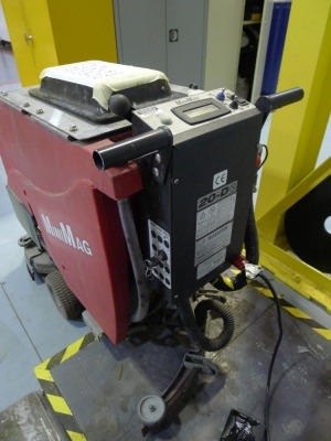 Mini Mag Factory Cat 20D Elactric floor scrubber S/N 62890 - 2