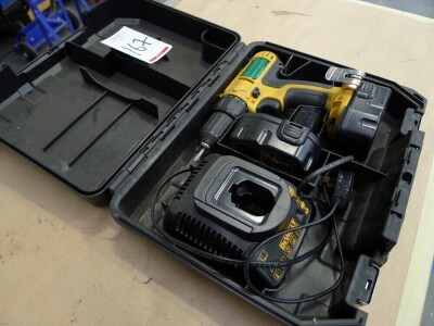 Dewalt DC733 14.4 volt cordlees combi drill