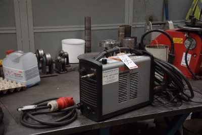Hypertherm Powermax 45 plasma cutter (Bay 2)