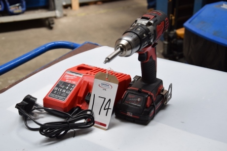 Milwaukee M18BDP 18 volt cordless drill with charger (Quality clinic)