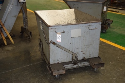 Tipping skip (capacity unknown) (Bay 2)