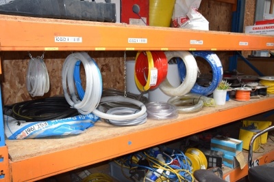 Contents to shelf include: Quantity of electrical cable and plastic tube as lotted on one shelf (Packing) - 2