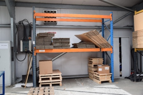 4 bays of Heavy duty boltless steel racking (contents not included) (Packing)