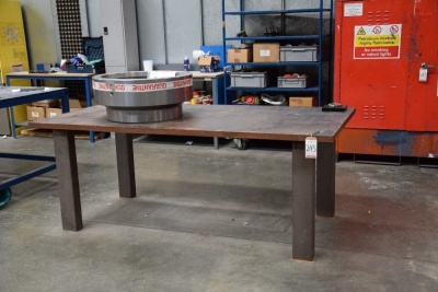 Welded steel table 100cm x 100cm (Bay 3)