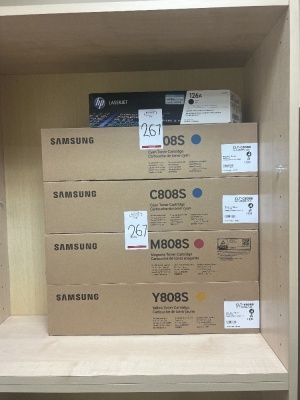 4 Various colour Samsung ink cartridges and one HP laserjet ink cartridge ()