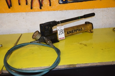Enerpac hydraulic hand pump (Test/ Maintainance)