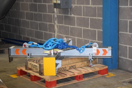 Britlift 8 ton capacity cross lifting beam (Bay 3)