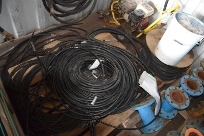 Quantity of high pressure hose (Containers) - 3