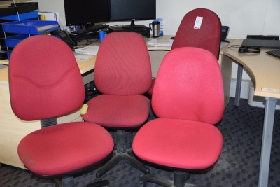 4 Burgandy cloth upholstered swivel chairs (Ground floor office)