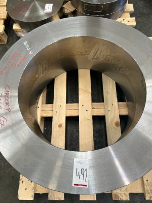 28"ns CL600 Hub Forging, ASME SA350 LF2 CL.1, Finish M/C Size: OD 920mm x ID 620mm x 318mm Thk, NACE MR-01-75/ISO 15156. Cert: 3.1