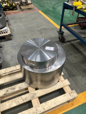 16"NS CL1500 Door Forging ASTM A694 F65, Finish M/C Size: OD 440mm x 115mm Thk, NACE MR-01-75 / ISO 15156 & 3.1 Certification
16"NS CL1500 Hub Forging ASTM A694 F65, Finish M/C Size: OD 620mm x ID 345mm x 371mm Thk, NACE MR-01-75 / ISO 15156 & 3.1 Certifi - 2