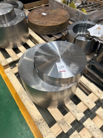 16"NS CL1500 Hub Forging ASTM A694 F65, Finish M/C Size: OD 620mm x ID 325mm x 371mm Thk, NACE MR-01-75 / ISO 15156 & 3.1 Certification
16"NS CL1500 Door Forging ASTM A694 F65, Finish M/C Size: OD 440mm x 115mm Thk, NACE MR-01-75 / ISO 15156 & 3.1 Certifi