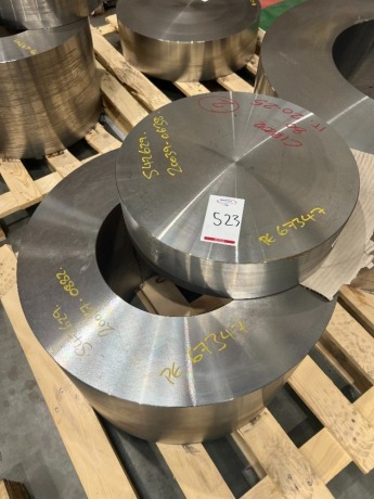 16"NS CL1500 Hub Forging ASTM A694 F65, Finish M/C Size: OD 620mm x ID 330mm x 371mm Thk, NACE MR-01-75 / ISO 15156 & 3.1 Certification
16"NS CL1500 Door Forging ASTM A694 F65, Finish M/C Size: OD 440mm x 115mm Thk, NACE MR-01-75/ ISO 15156 & 3.1 Certifi