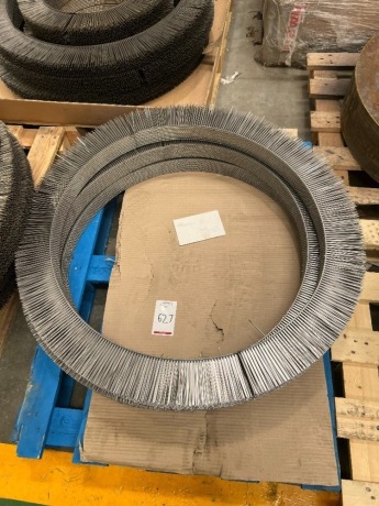 3 900mm diameter steel burshes