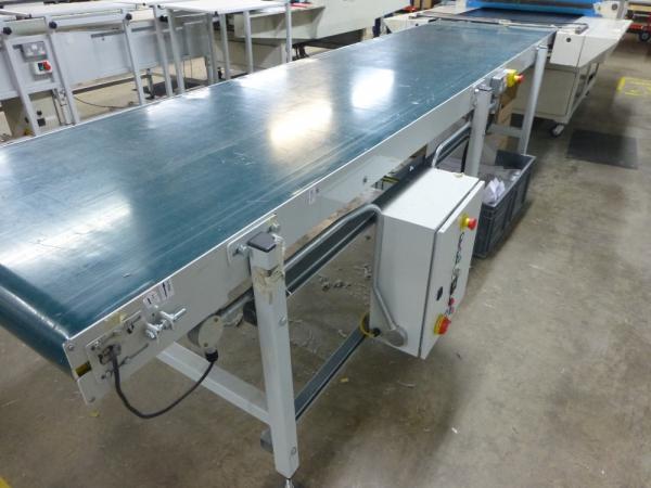 3600 mm x 850 mm variable speed powered PU belt conveyor