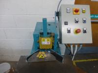CMC Rigel RIG.M. corner cutting machine with foot control s/n 53.086.07(2006) - 2