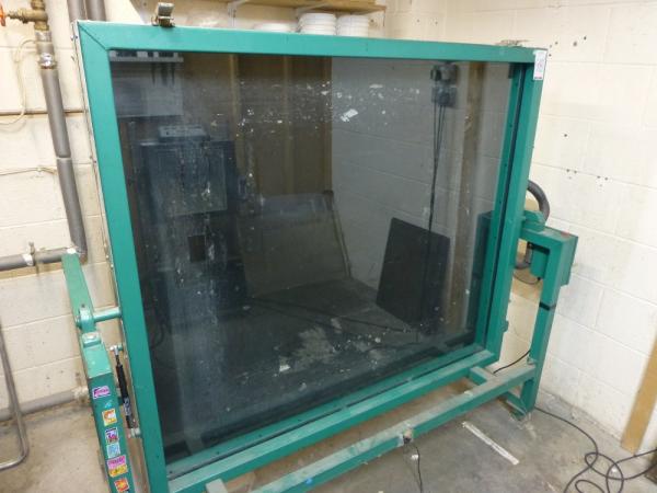 Screen making system comprising 1420 mm x 1220 mm screen making vacuum frame with Natgraph National 8 channel digital readout light integrator