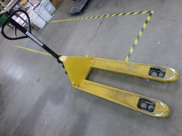 HPT-D 2500 Kg hand pallet truck
