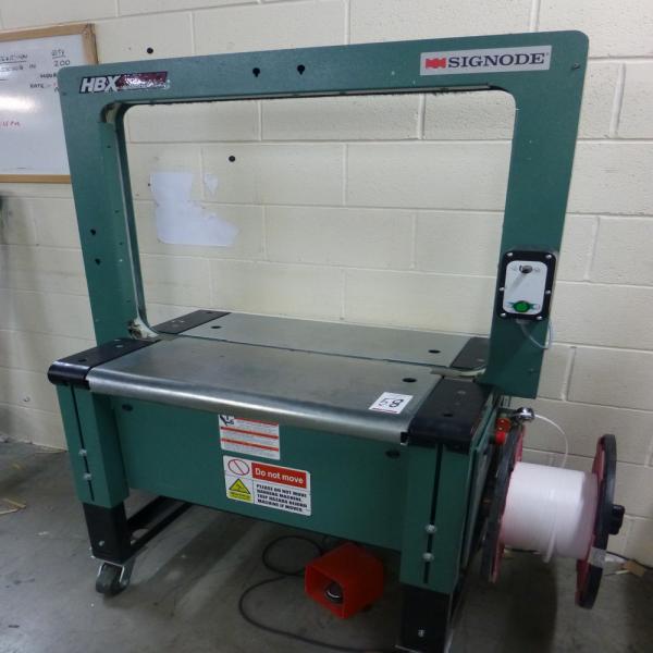 Signode HBX4300 strapping machine HBX2135 (2011) 240 V