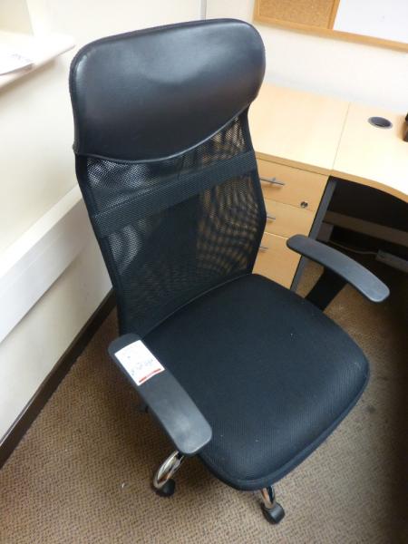 Black mesh high back swivel arm chair
