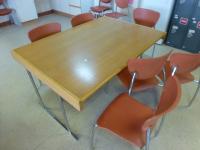 Canteen furniture to include, 9x melanie canteen tables, 2x veneered tables, 1x veneered cantilever table and 40x plastic chrome framed dining chairs - 3