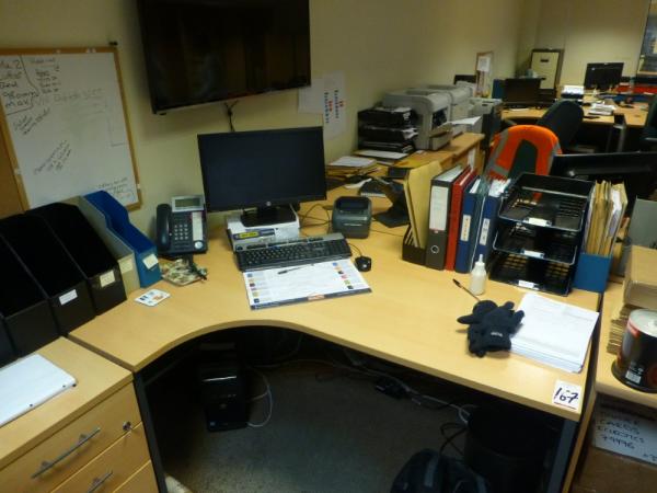 2x (1600 mm x 1200 mm) beech effect workstations with 2x three draw pedestals