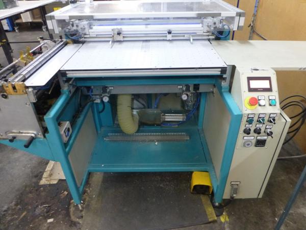 Q Cover 2 CMC 46’ x 78’ binder gluer, s/n 950710915 (A Method Statement and Risk Assessment must be reviewed and approved by the Auctioneer prior to any removal work commencing on this lot.)