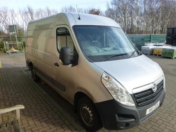 Vaxuhall Movano L2H2 F3500 CDTI 3.5 tonne, 2299 CC, silver panel van, r/n H10 CEM, Odometer reading 59,311 miles with built in Sat Nav 