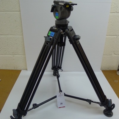 Miller Tripod with DS 20 Head